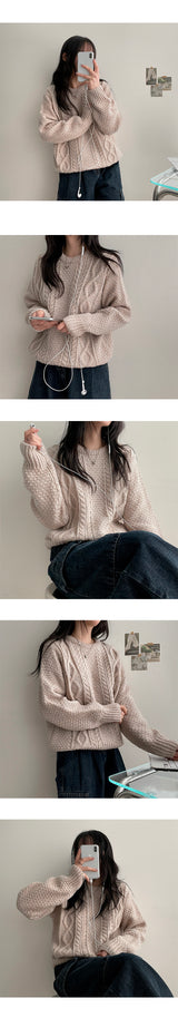 Veran Daily Twisted Over Knitwear