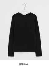 Achu ブラッシュド ベーシック ラウンド ロングスリーブ Tシャツ