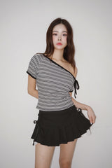 Edge Unbalanced Shoulder Stripe Short Sleeve T-Shirt
