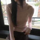 Lume unbalanced shoulder slit turtleneck knitwear