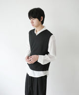 [DOJINOI] LINEN V-NECK VEST BLACK
