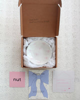 ribbon nut mini plate : white