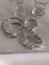 Metal line-silver stone bangle set