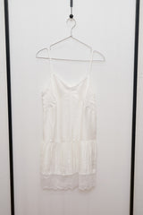 V-neck Lace Dress (White)