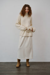 Boucle suede belt bag (Ivory)