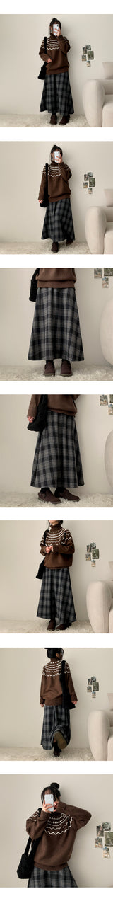 Vient Checkered Flare Banded Waist Long Skirt