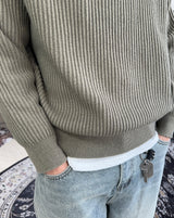 Rubed diagonal zip-up knit