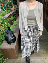 Flow check skirt