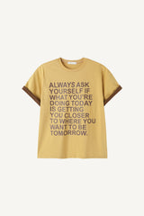Graphic color matching roll-up T-shirt