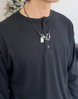 レークフィンガーホールヘンリーネックロングスリーブTシャツ