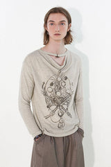 Long-sleeved T-shirt with a round neckline design