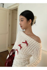 Red bow off-shoulder long-sleeved knitwear