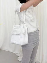 Frillish shoulder bag (white)