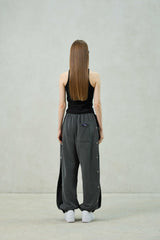 POPPY SLEEVELESS TOP / BLACK