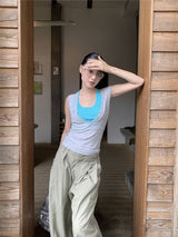 カラーフェイクツーピースレイヤードスリーブレスTシャツ