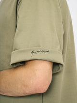 グラフィックTシャツ