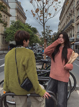 Blow angora round knitwear
