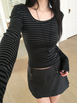 Slim U-neck stripe T