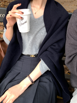 Clent Rain V-neck Knit / 2 colors