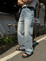 ストーンウォッシュドセミワイドデニムパンツ
