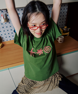ドゥードゥルTシャツ - グリーン