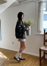 NON COLLAR LEATHER JACKET