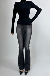 (BODY-SHAPING GUARANTEED🤍🖤) TWO-BUTTON ELASTIC WAIST BLACK WASH BOOTCUT 🤍🖤 SEMI-WIDE DENIM PANTS