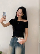 オフショルダースリムリブ半袖Tシャツ (3color)