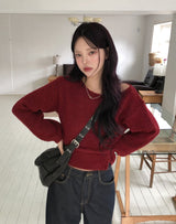 Chippo Button Boat Neck Wool Crop Knit