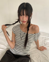 Anzo Stripe Off-Shoulder Short-Sleeved T-Shirt