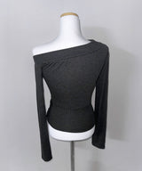 Button One Off-Shoulder Top (3colors)