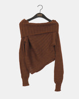 Chetil Diagonal V-Neck Year-end Look Off-Shoulder Knitwear