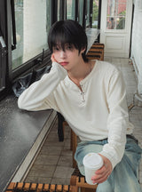 ロッキーフックヘンリーネックロングスリーブTシャツ