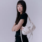シャーリングナイロンショルダーバッグ (IVORY)