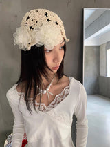 White pearl bow necklace