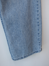washing regular fit denim pants 
