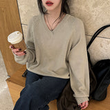 ラトビアラグランVネックニットウェア