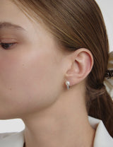 25FW★ エッセンスシルバー(W)モイサナイトフレッシュウォーターパールピアス6mm