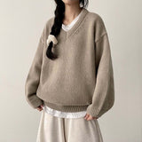 Disco Pop Duc Thick Sleeve Punching V-Neck Knit