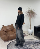 Faren Damaged V-neck Knit