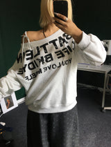 halter off-shoulder T-shirtoff-shoulder lettering sweatshirt