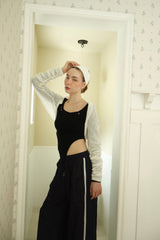 Eyelet side-cut tee (black)