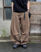 デルトンオーバーカーブドパンツ