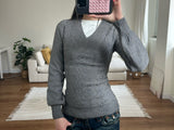 cable v neck knit