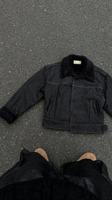 (Premium) Cutting open denim mustang