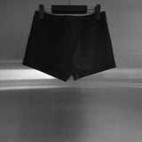 Asheran Two-Button Low Shorts