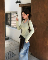 Rail Off Wide U-Neck T-Shirt