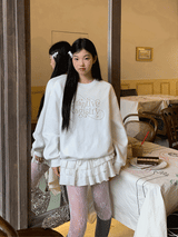 パール刺繍レタリングロングスリーブどスウェットシャツ