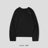 Diagonal Snap Raglan Crop Long Sleeve Tee
