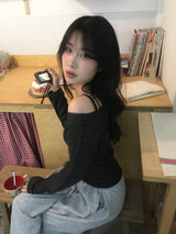 ストライプUネックロングスリーブTシャツ